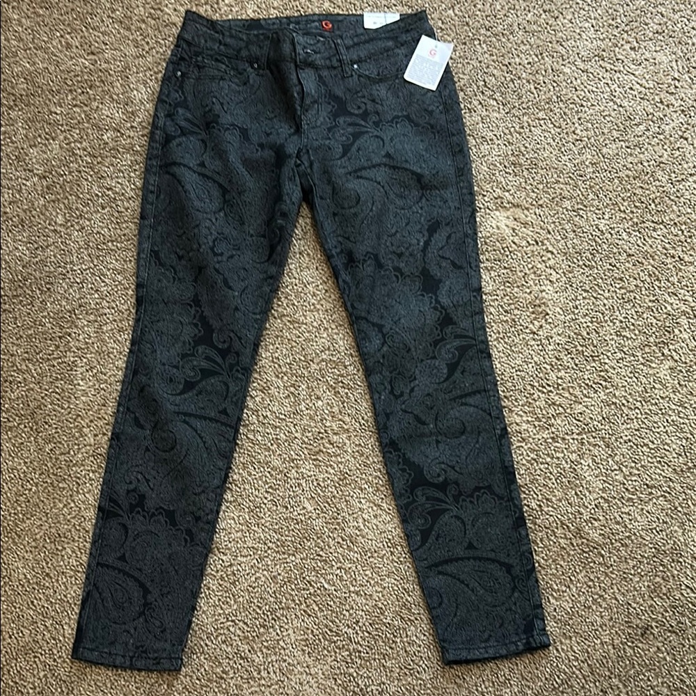 GUESS Suzette Paisley Superskinny Jeans in Black